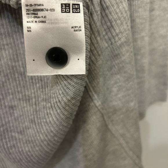 Uniqlo Knit Ribbed Long-Sleeve Cardigan - Picture 4 of 4